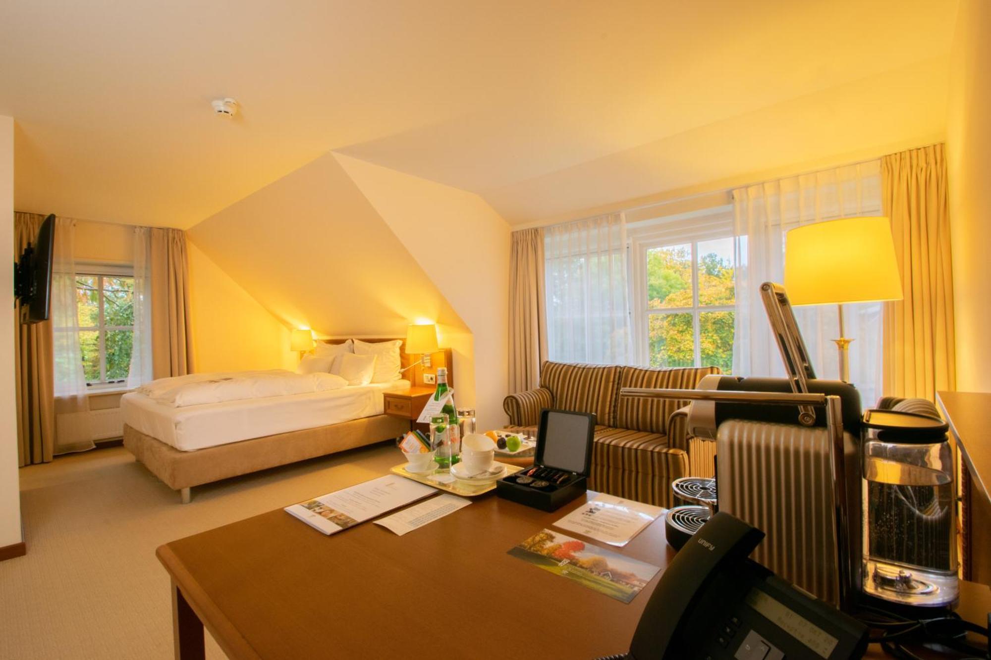 Fletcher Parkhotel De Wiemsel Ootmarsum Esterno foto